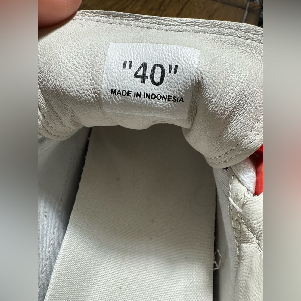 Authentic Off-White sneakers size 40 - Picture 5 of 7